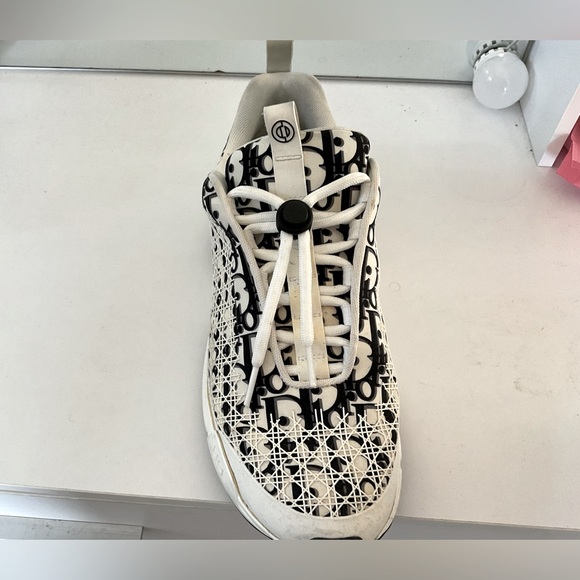 Men Luxury Dior Sneakers - Picture 3 of 3